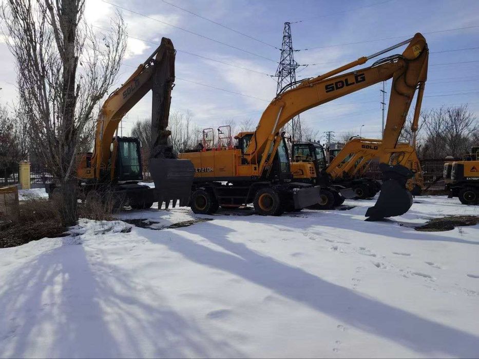 210 талик эксковатор колёсный SDLG 7210