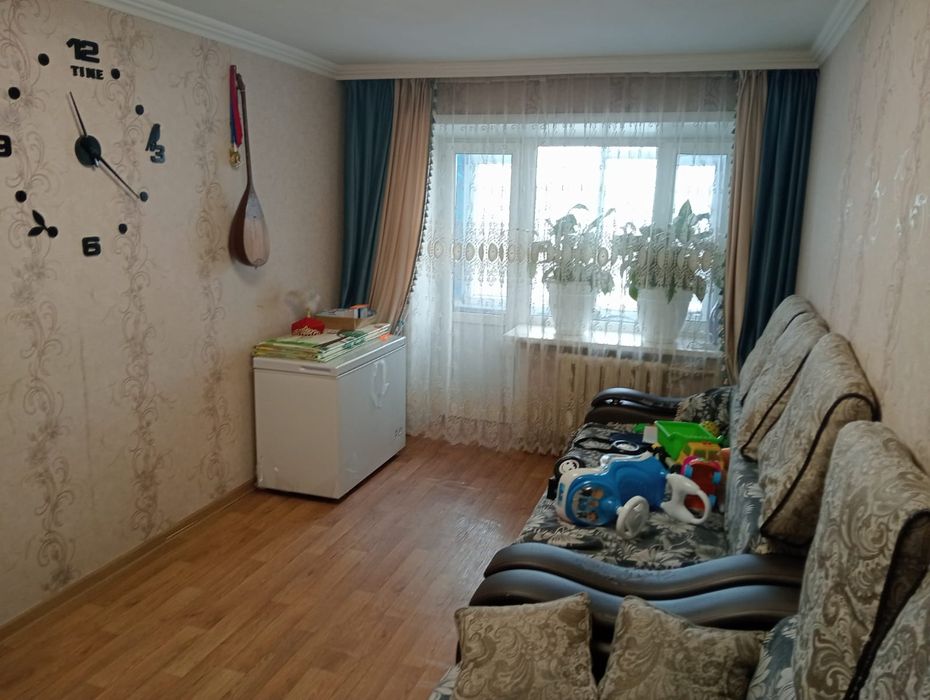 Продам квартиру на Юности