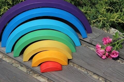 Деревянные игрушки пирамидки