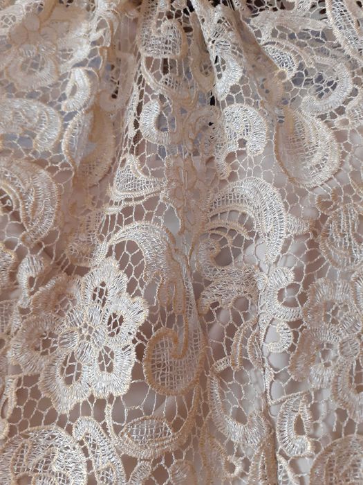 Rochie dantelă sheer gold