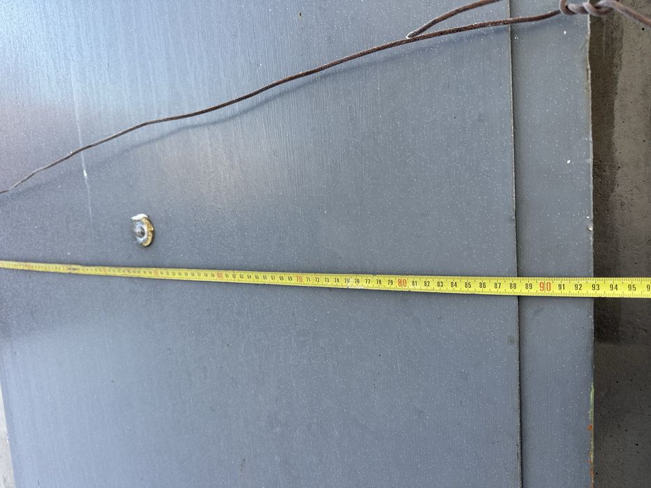 Дверь железная входная