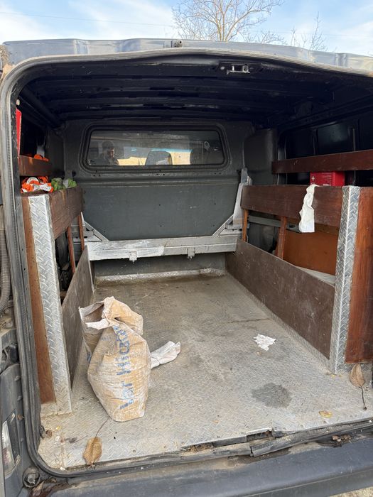 Vand Opel Vivaro 5+1 XL