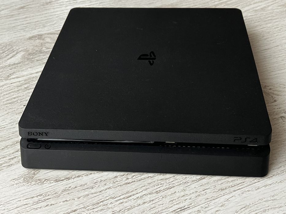 Consola Sony PS4 slim   , 500Gb comtroller original