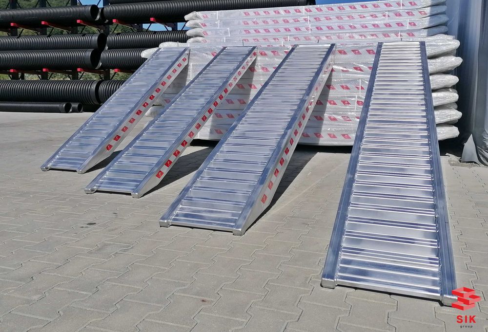 RAMPĂ DIN ALUMINIU – 4 m / 55 cm / 68 kg