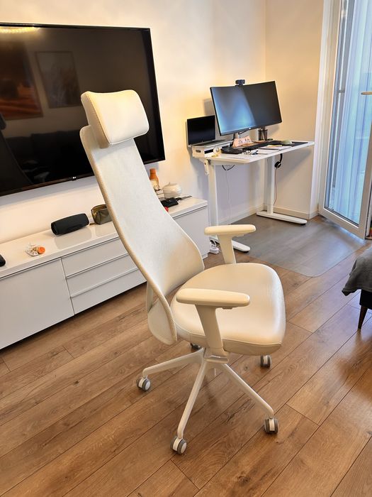 Vand scaun de birou ikea jarvfjallet aproape nou la jumate de pret