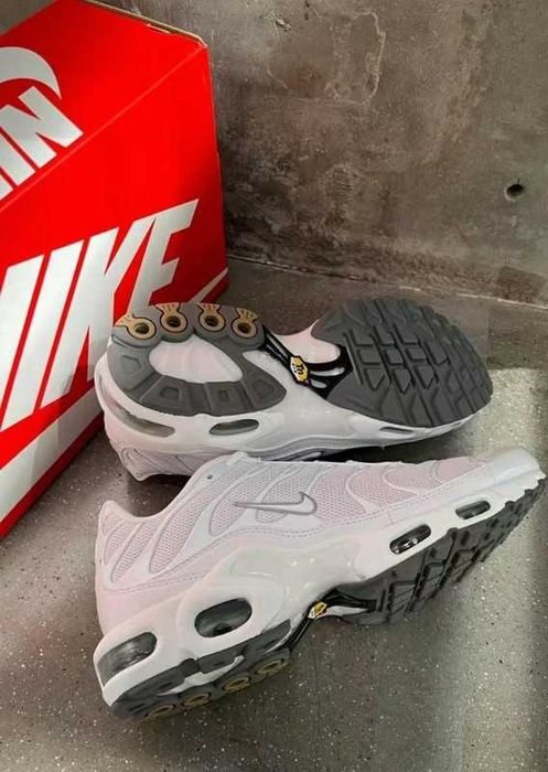 Nike Air Max TN Plus White EU39