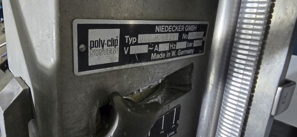 Клипсатор полуавтоматичен  Poly clip