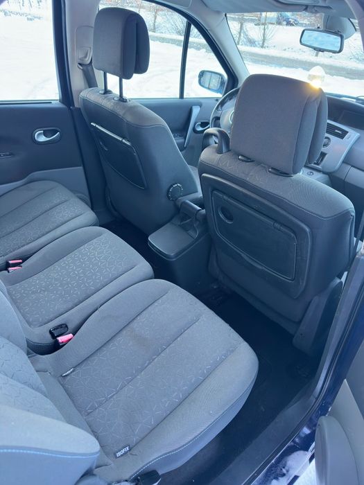 Renault Megane scenic 1,6 benzina  2009    115 cp