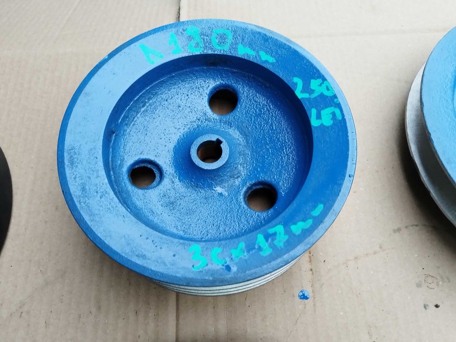 Fulie cu 3 curele de 17 mm de fonta