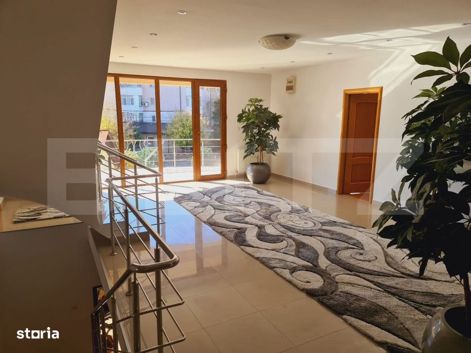 Vila 350 mp utili, teren 700 mp, strada Craitelor