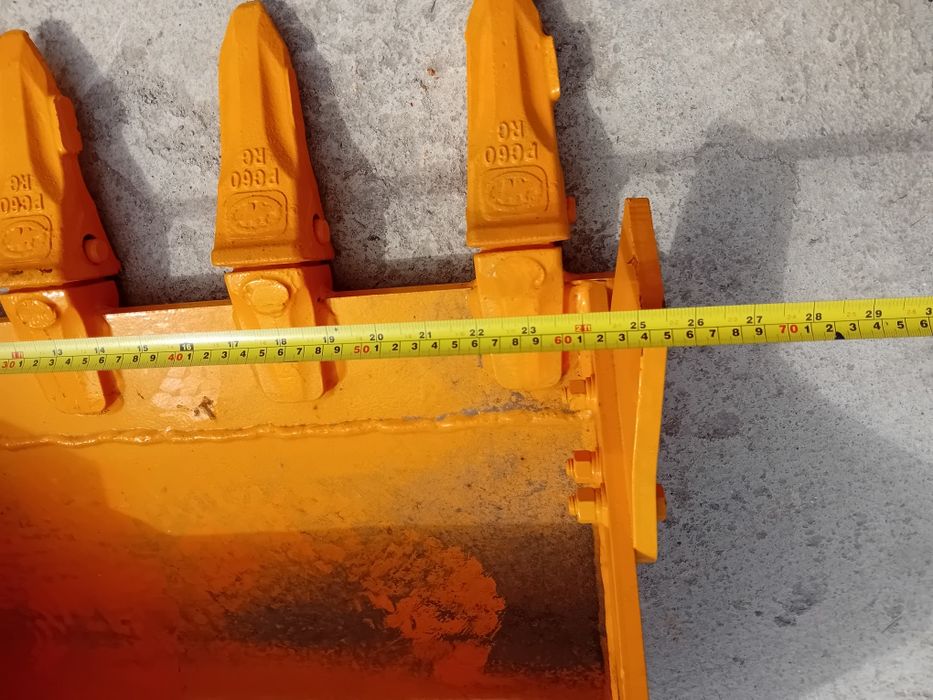 Cupa Noua 60 65 cm miniexcavator 2.8 3 tone
