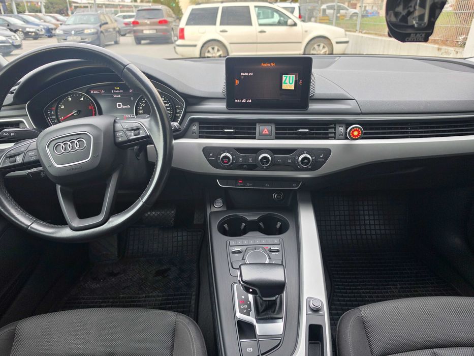 Vand Audi A4 , 2019
