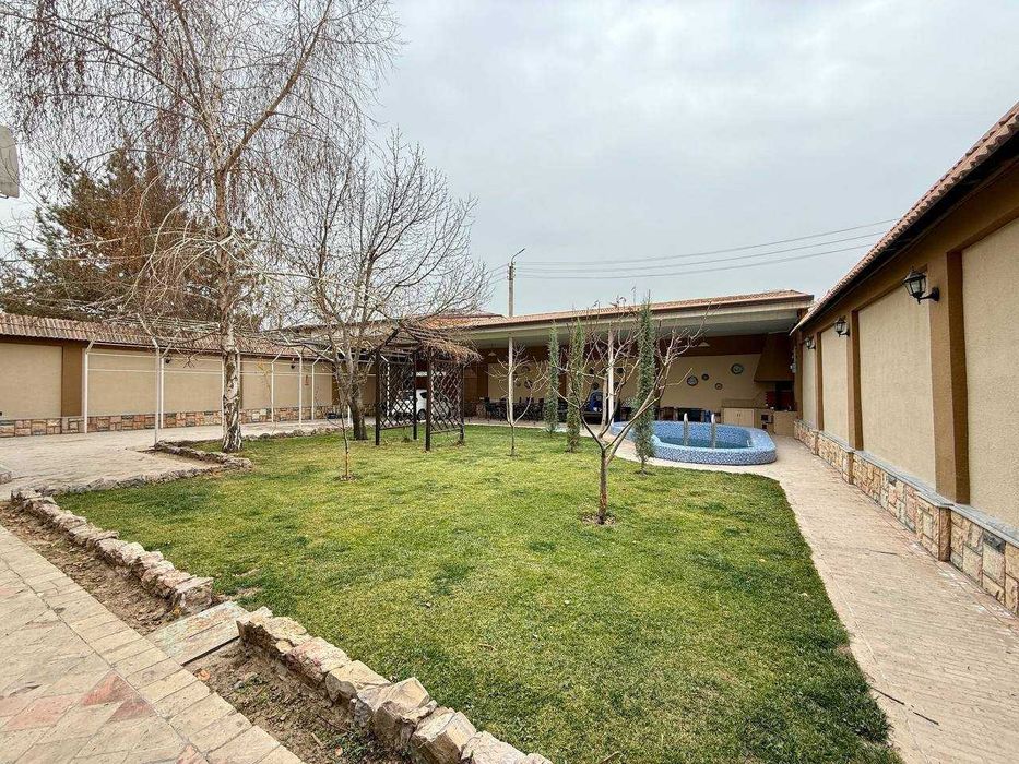 Дом 722 м², участок 8 соток, Юнусабад, Сампи, бассейн