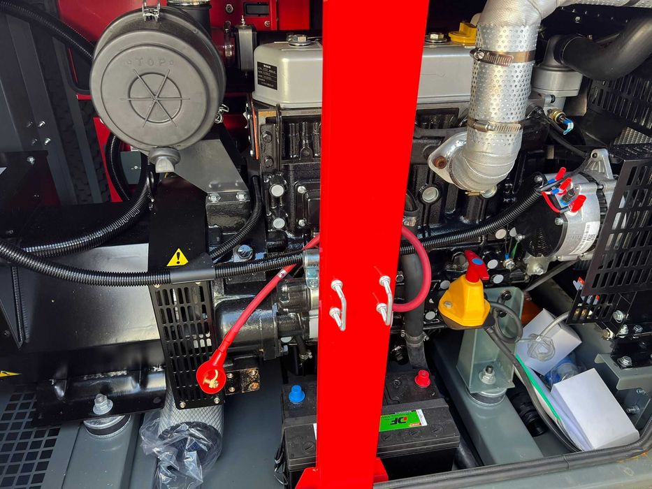 Generator diesel Ashita - 50 , 30 KVA , Silentios (Nou)
