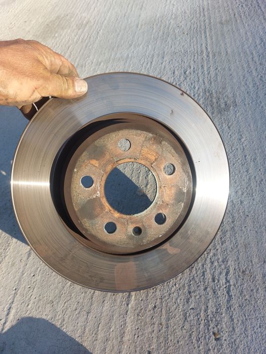 Discuri frana Audi A4 B9 Avant an 2016