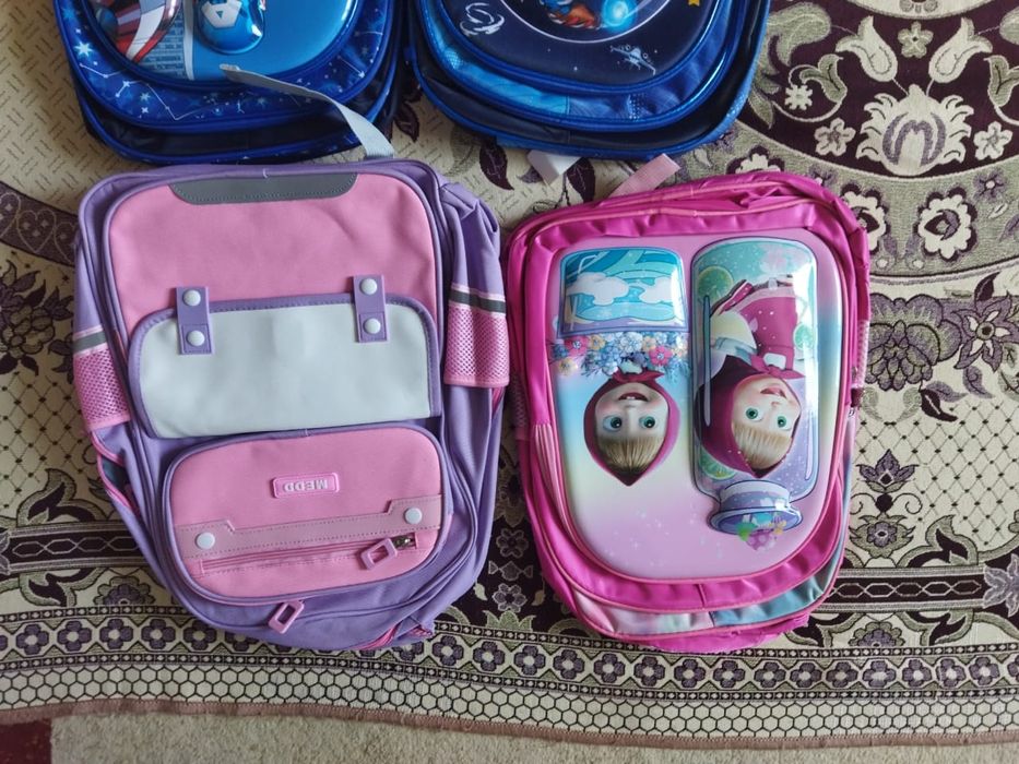 Продам новые школьные сумки