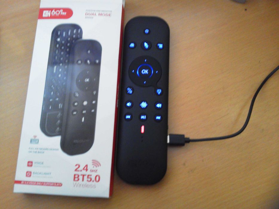 Telecomanda Vocala si Maus Ergonomic Vertical.