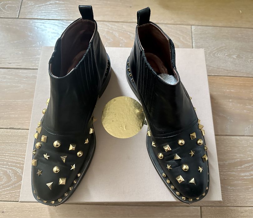 Ефектни боти с капси Ras