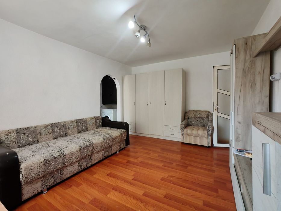 Închiriez apartament 2 camere