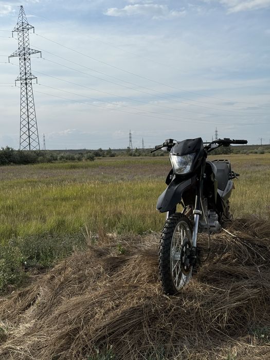 Продам эндуро 250