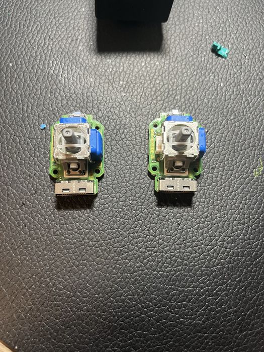 Reparatii controllere ps5,edge/ps4 ,inlocuire joystick