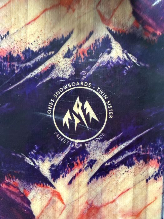 Jones Twin Sister сноуборд дъска 143 с Burton автомати