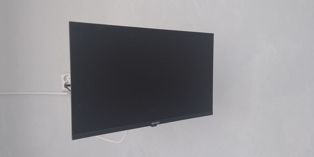 Срочно продам телевизор