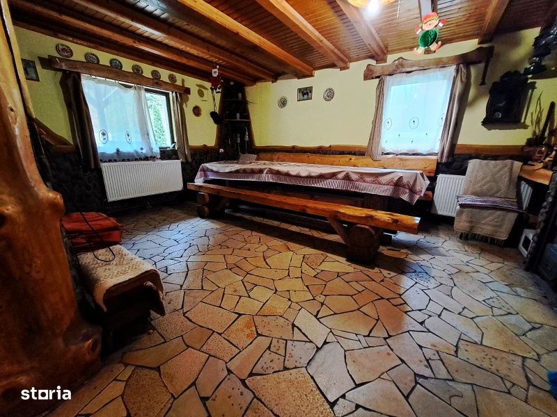 Cabana / Pensiune 9 dormitoare de vanzare, Valea Ierii,  Cluj