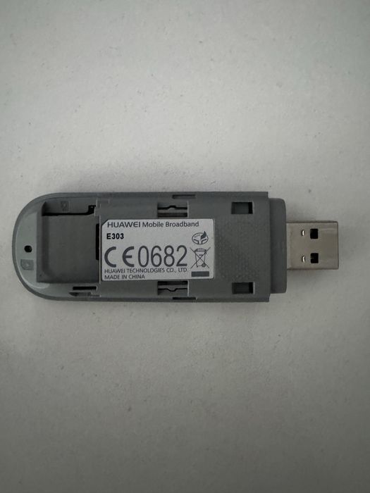VGA Сплиттер 4 порта / 3G USB-модем Huawei