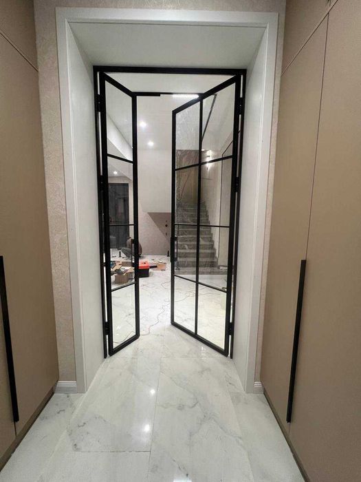 Лофт перегородки и раздвижные двери / Душевые кабины