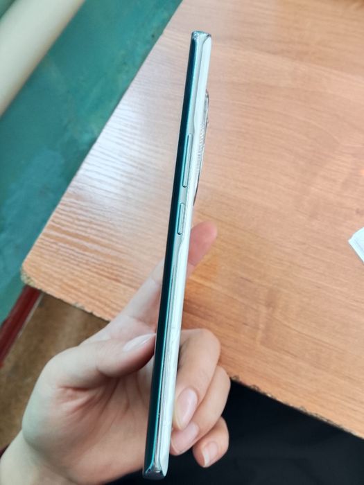 Хонор Х9с в отличном состоянии