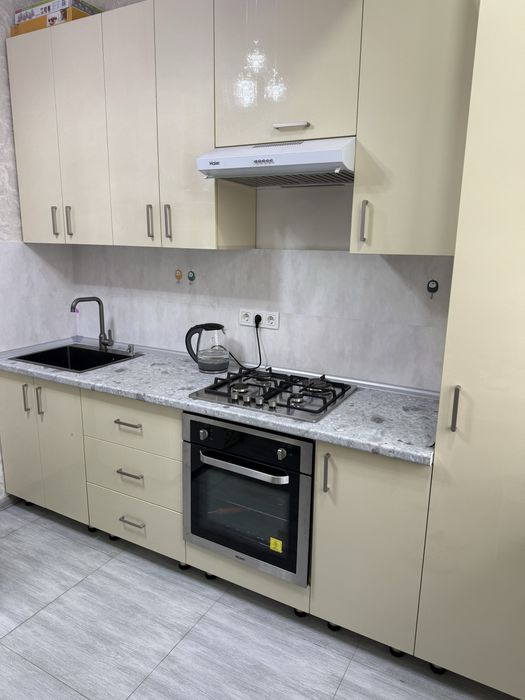 Uy sotiladi kvartira