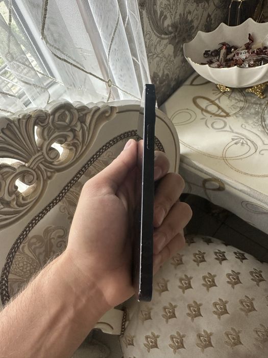 Продам IPhone 12 128gb