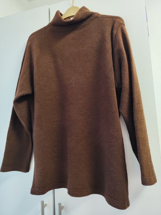 Pulover mărimea M