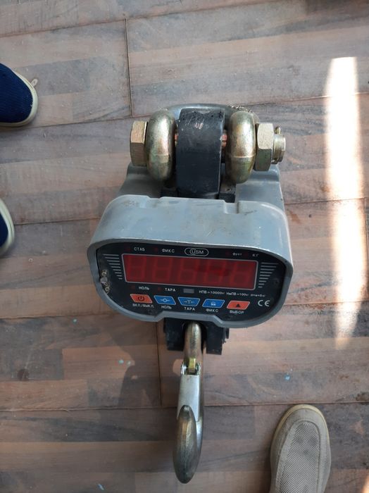 Весы крановые  10тонн