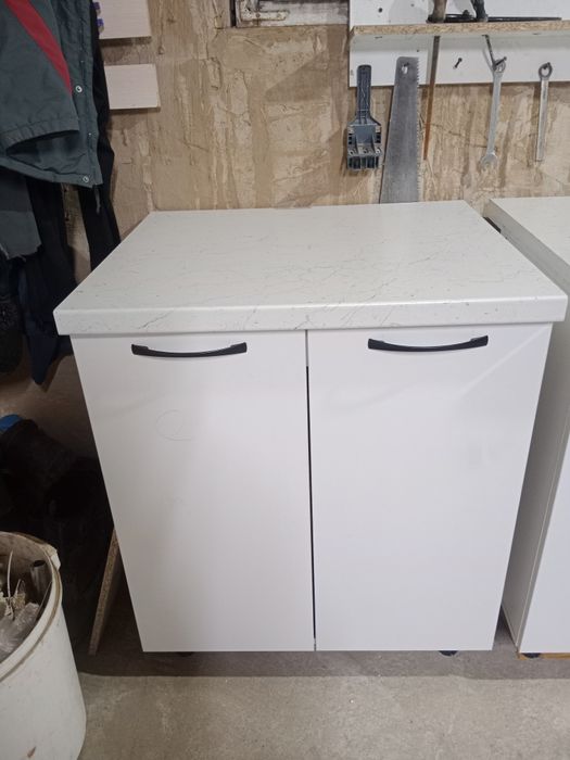 Продам кухонные шкафы
