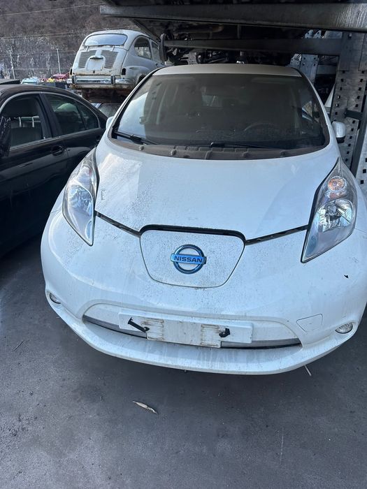Dezmembrez Nissan Leaf 2014