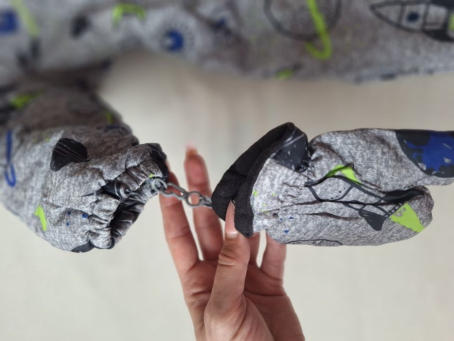 Чисто нов космонафт от George, размер 104 (3-4 години)