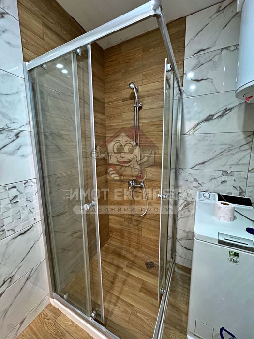 Дава се под наем Тристаен апартамент в Асеновград - 80 кв.м за 378.93 € - Снимка #13