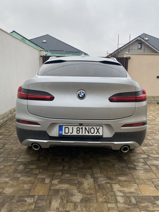 BMW X4/Hud/231cp/Camere 360/Gesture/Keyless