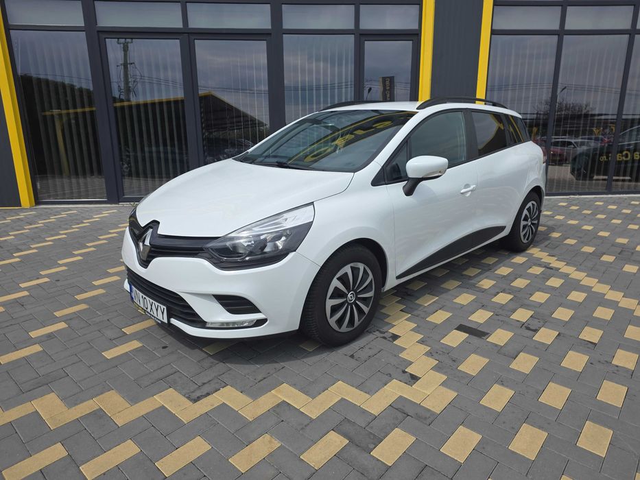 Inchirieri Auto Focsani - Renault Clio Combi - de la 110 lei