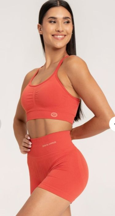 Gym glamour, peach pump, oysho,gym beam