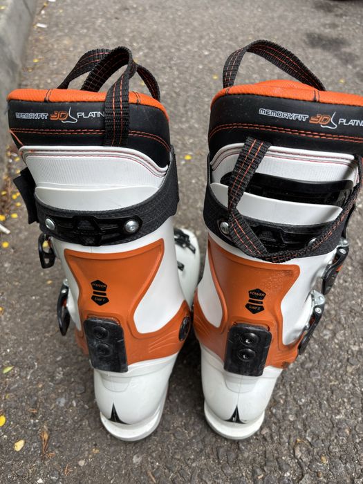 Vand clapari ski Atomic