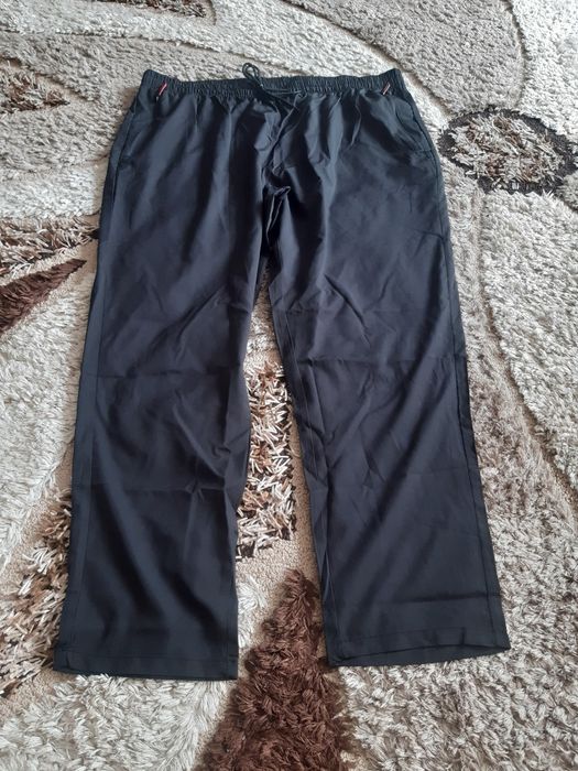 Продам мужские шорты