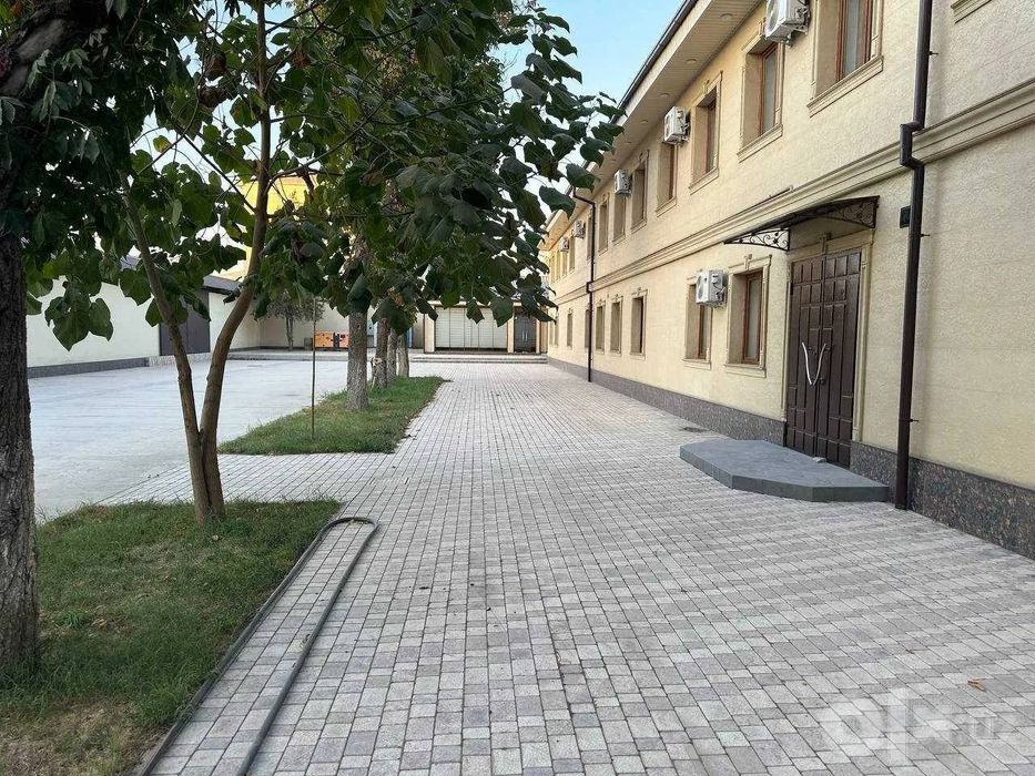 Продаётся нежилое здание