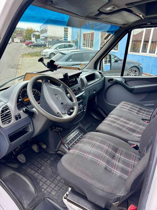 Mercedes Spinter 416 motor 2,7