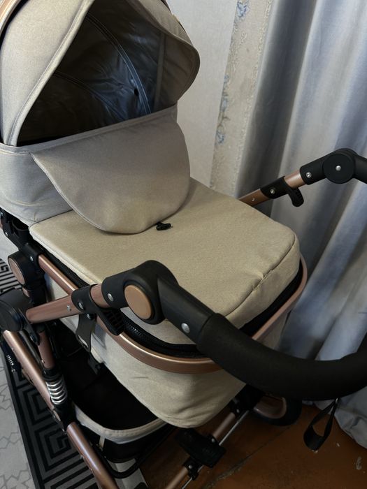 Продам детскую коляску