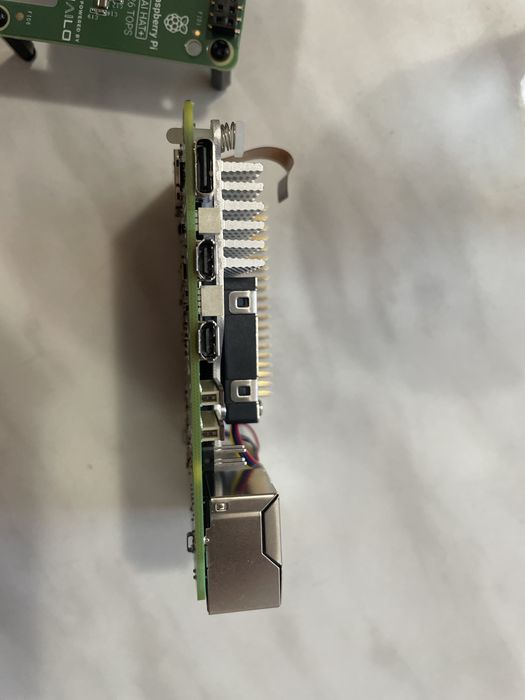 Raspberry Pi 5 8GB + AI HAT+ 26 TOPS Hailo-8 + Active Cooler | Kit AI, Home Assistant, OpenCV, YOLO