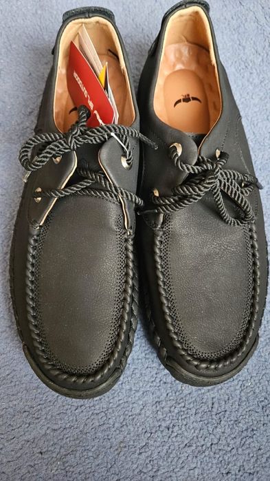 Продам новые макасины