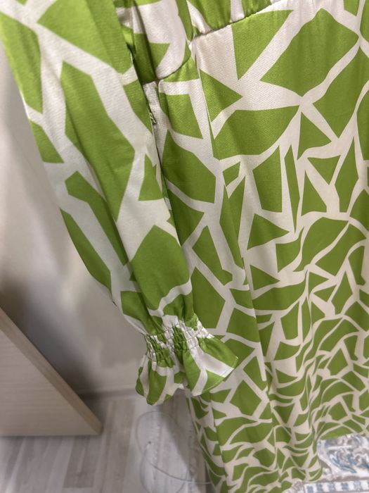 Әдемі ұзын көйлек